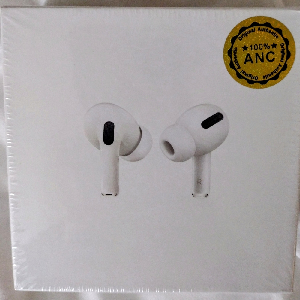 Apple AirPods Pro 1st Gen - Wireless charging case